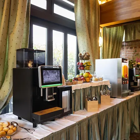 Hotel Lucrezia Borgia 3*