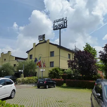 Lucrezia Borgia Hotel
