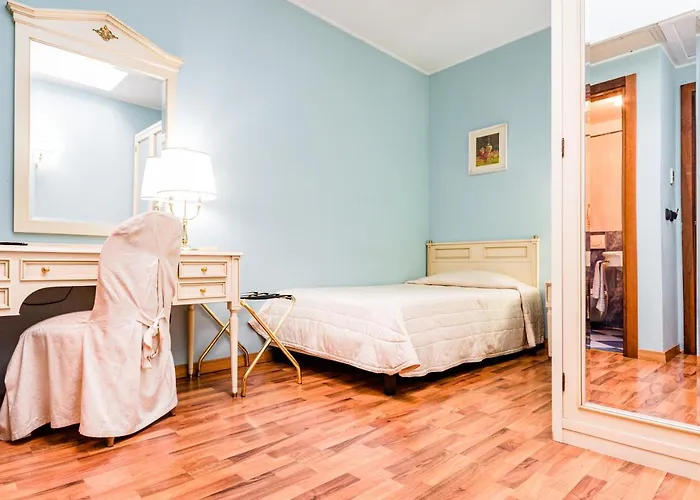 Lucrezia Borgia 3* Феррара