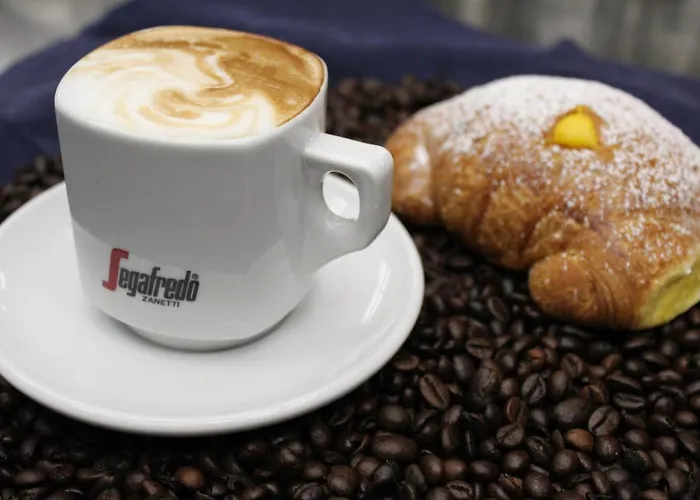 Lucrezia Borgia Отель