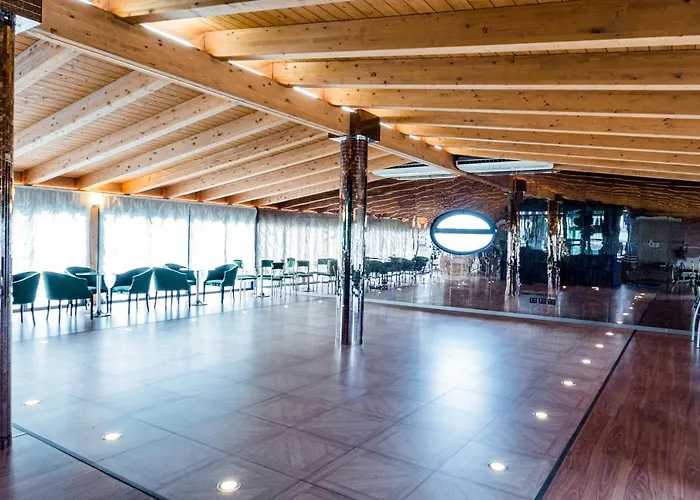 Lucrezia Borgia Отель Феррара