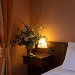Hotel Lucrezia Borgia 3*