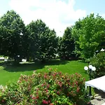 Hotel Lucrezia Borgia 3*