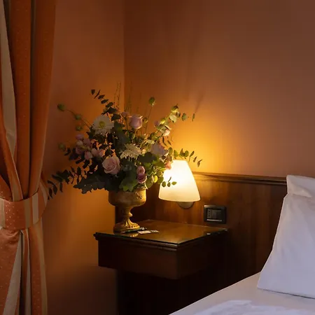 Отель Lucrezia Borgia 3*