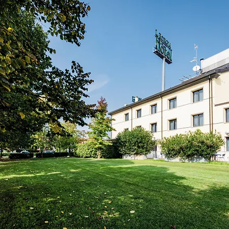 Lucrezia Borgia Hotel