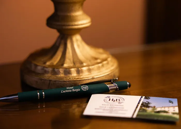 Lucrezia Borgia فندق 3*