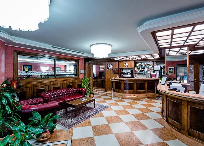 卢克雷齐娅波吉亚酒店 3*